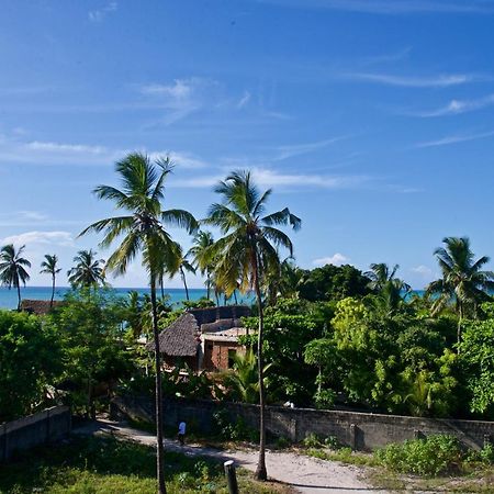 Meck'S Inn Lodge Nungwi Ngoại thất bức ảnh
