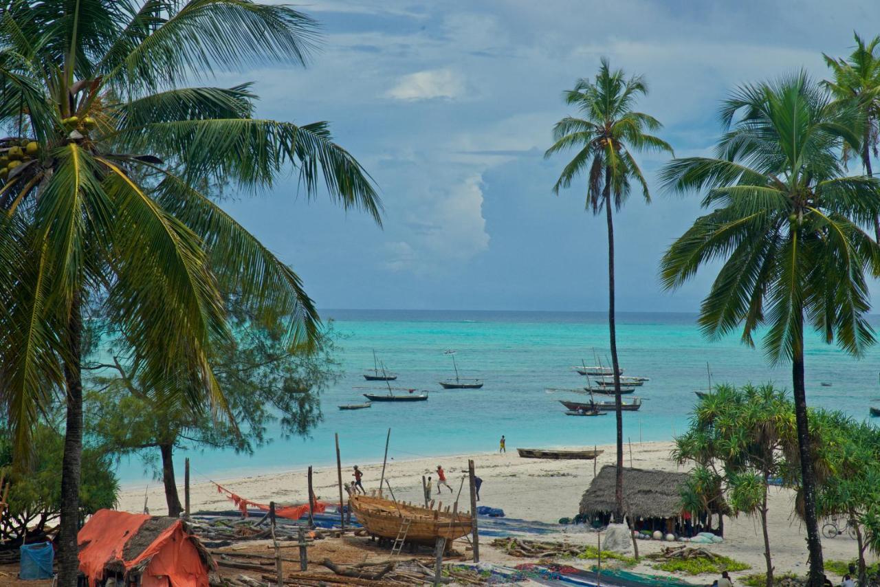 Meck'S Inn Lodge Nungwi Ngoại thất bức ảnh