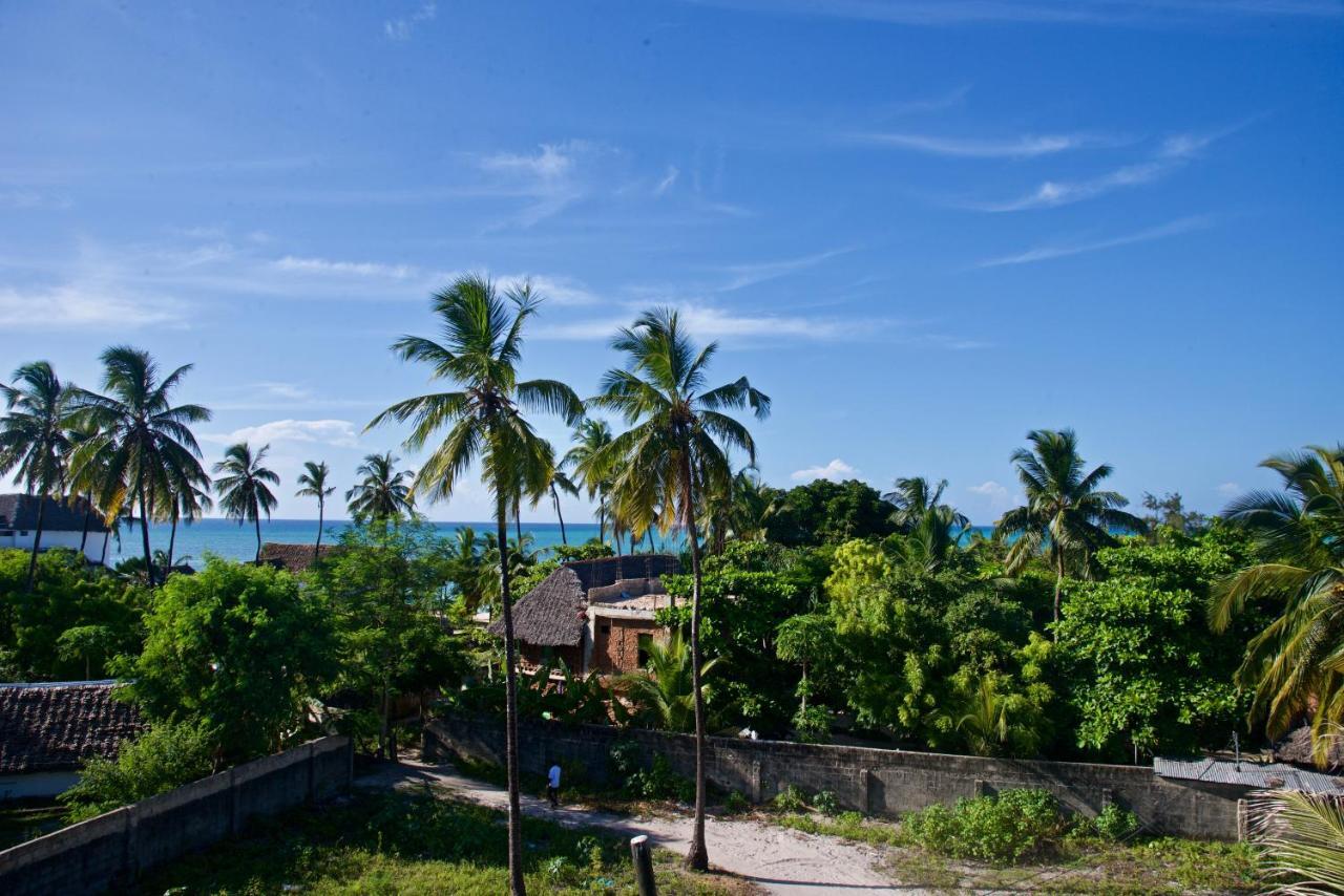 Meck'S Inn Lodge Nungwi Ngoại thất bức ảnh